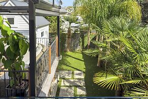 Freemans Bay Home by Urban Rest