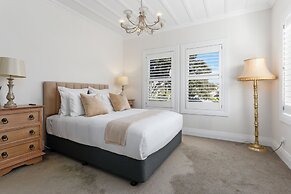 Freemans Bay Home by Urban Rest