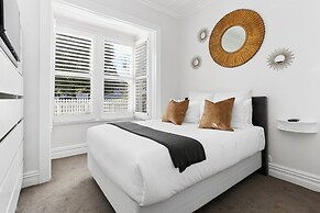 Freemans Bay Home by Urban Rest