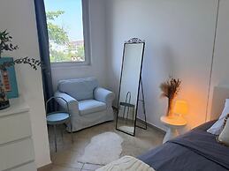 Dubai Green Oasis Retreat