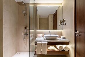 Centre Point Danang Hotel & Residence