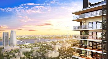 Centre Point Danang Hotel & Residence