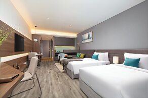 Centre Point Danang Hotel & Residence