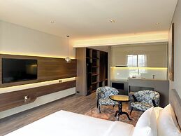 Centre Point Danang Hotel & Residence