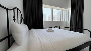 Spacious Furnished Apartment in Palette Tower in Tourist Club Area
