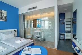 Hotel Avion - National Cultural Monument - ICONIC HOUSES