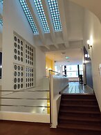 Hotel Avion - National Cultural Monument - ICONIC HOUSES