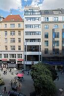 Hotel Avion - National Cultural Monument - ICONIC HOUSES