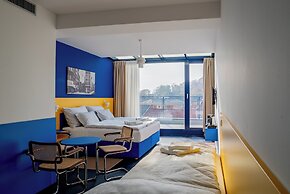 Hotel Avion - National Cultural Monument - ICONIC HOUSES