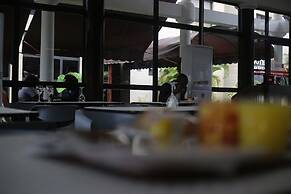 Hotel le Supreme Grand-Bassam