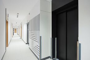 Kolejowa Apartment Warsaw by Renters