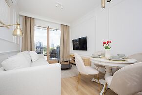 Kolejowa Apartment Warsaw by Renters