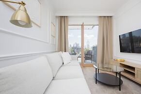Kolejowa Apartment Warsaw by Renters