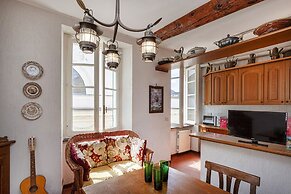 Seaview Apartment Near the Castle by Wonderful Italy