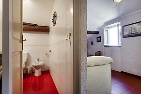 Seaview Apartment Near the Castle by Wonderful Italy