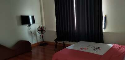Minh Long Guesthouse - Quang Truong
