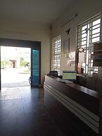 Minh Long Guesthouse - Quang Truong