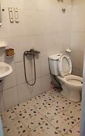Minh Long Guesthouse - Quang Truong