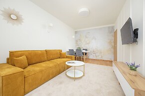 Cozy Apartment for 5 by Renters