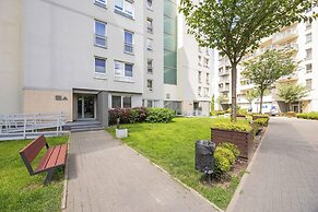 Cozy Apartment for 5 by Renters