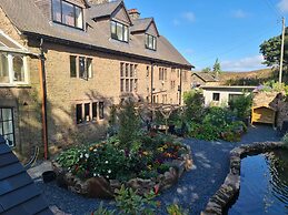 Luxury Penthouse Apartment - Beautiful Countryside