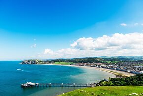 Seaside Haven at Willowdene Cottage