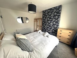 Seaside Haven at Willowdene Cottage