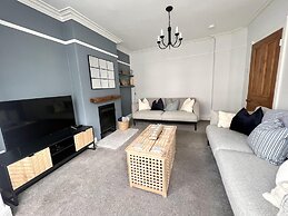 Seaside Haven at Willowdene Cottage