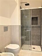 Contemporary studio- Ornato 13