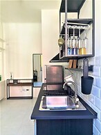 Contemporary studio- Ornato 13