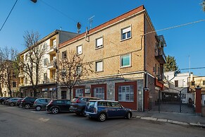 Giorgi Homes - Easy Apartment