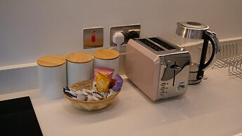 Capital Drive Cozy Apartment in Milton Keynes