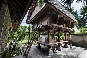 Villa Wantilan Putih