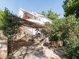 Apartments Villa Pelegrin