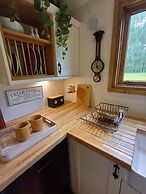 The Botanist - Luxury Cabin With Hot Tub Near York