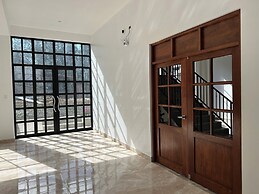 Central Climbing Hostel