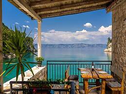 Apartments Vela Stiniva