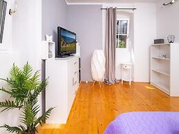 Apartments Vela Stiniva