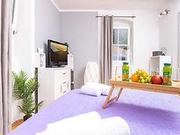 Apartments Vela Stiniva