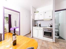 Apartments Vela Stiniva