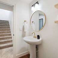 Luxurious 3BR Home in the Heart of Hillsboro