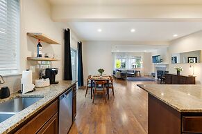 Luxurious 3BR Home in the Heart of Hillsboro