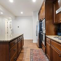 Luxurious 3BR Home in the Heart of Hillsboro