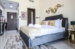 Elite LUX Holiday Homes - Sleek Urban Studio in Liwan Dubai