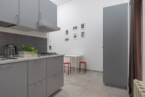 Lungarini Apartment by Wonderful Italy