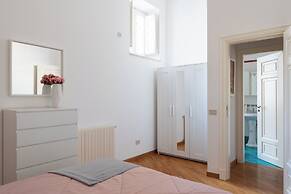 Lungarini Apartment by Wonderful Italy