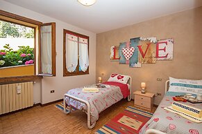 Crocus 1 con piscina by Wonderful Italy