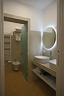 Mom Apartment Rooms&Suites