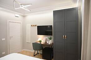 Mom Apartment Rooms&Suites