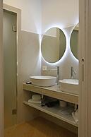 Mom Apartment Rooms&Suites